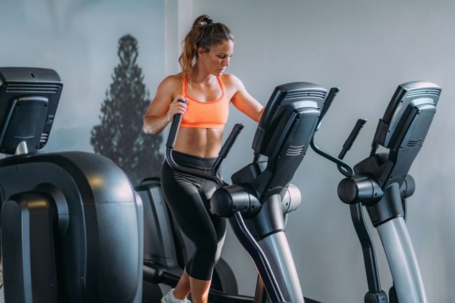 Easy and Effective Elliptical Workouts for Beginners